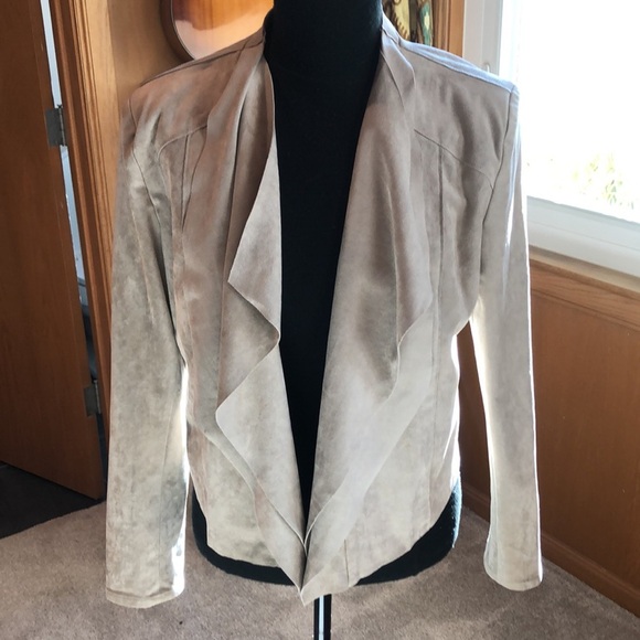 Reset faux suede open front jacket light tan with stretch shorter in back L - Picture 9 of 10